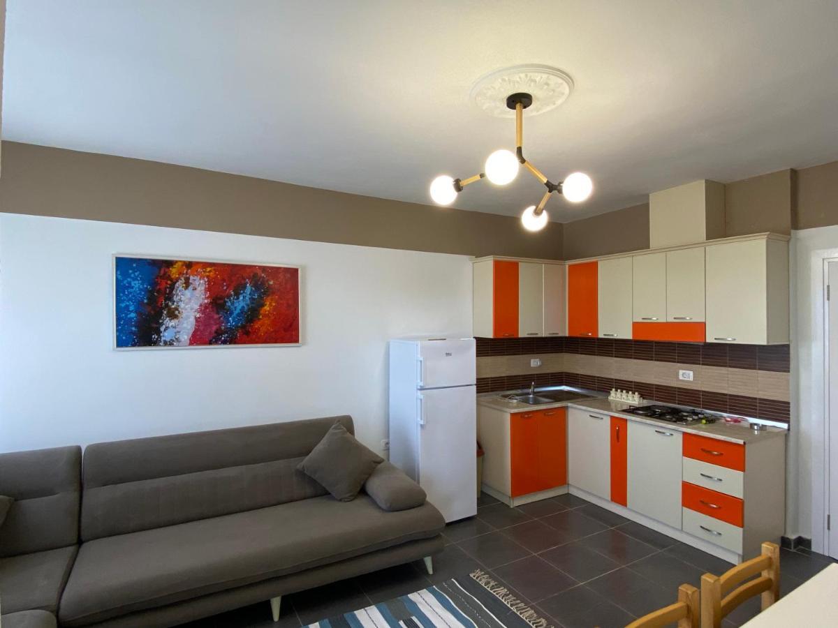 Bellavista Qerret Apartment 1 Golem  Luaran gambar