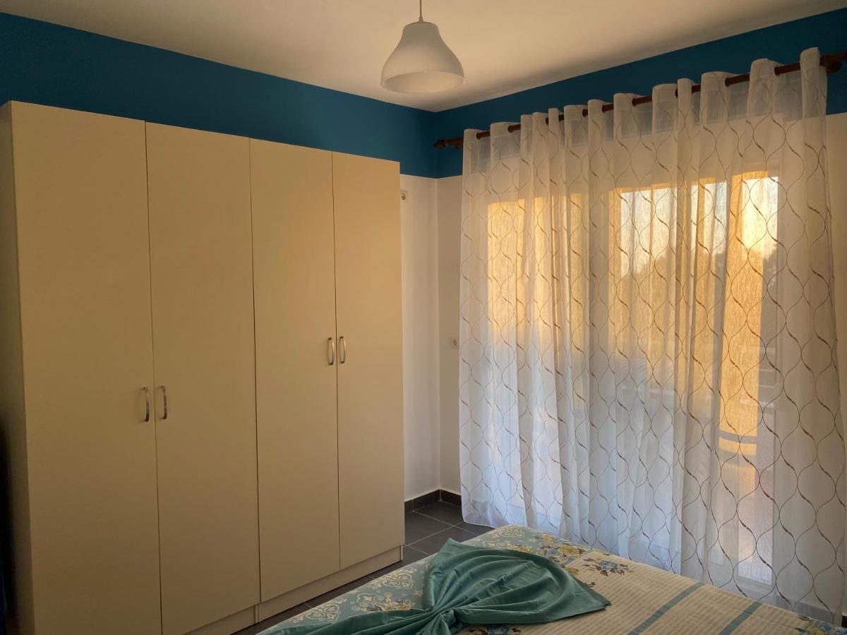 Bellavista Qerret Apartment 1 Golem  Luaran gambar