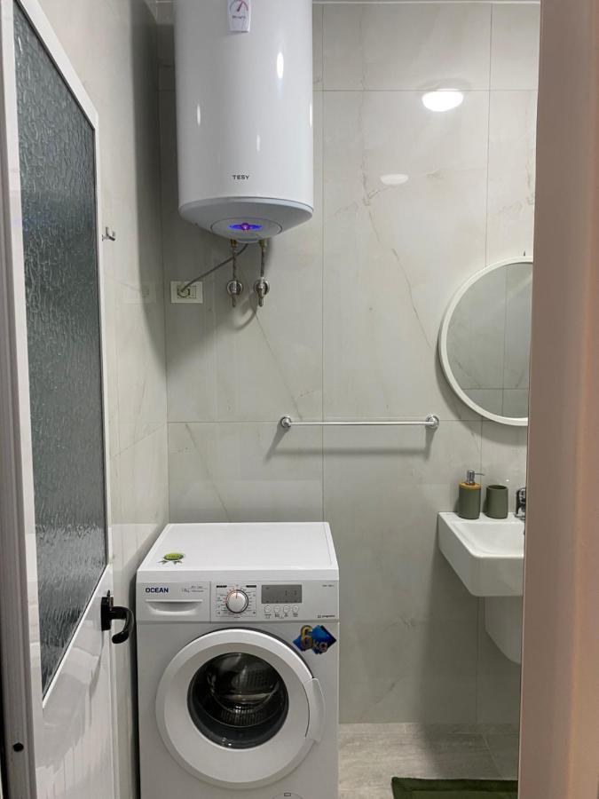 Bellavista Qerret Apartment 1 Golem  Luaran gambar