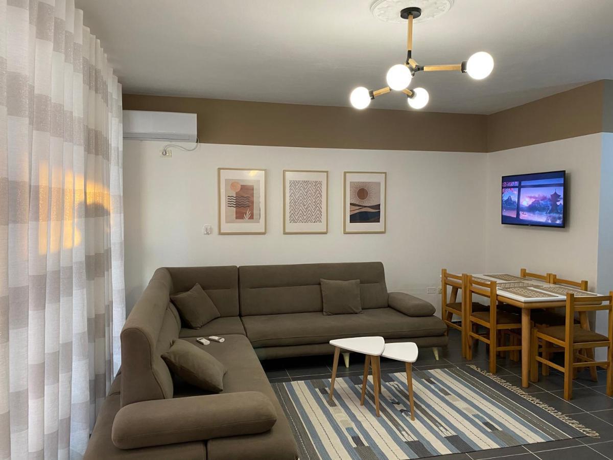 Bellavista Qerret Apartment 1 Golem  Luaran gambar